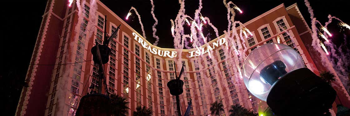 Hotel Treasure Island